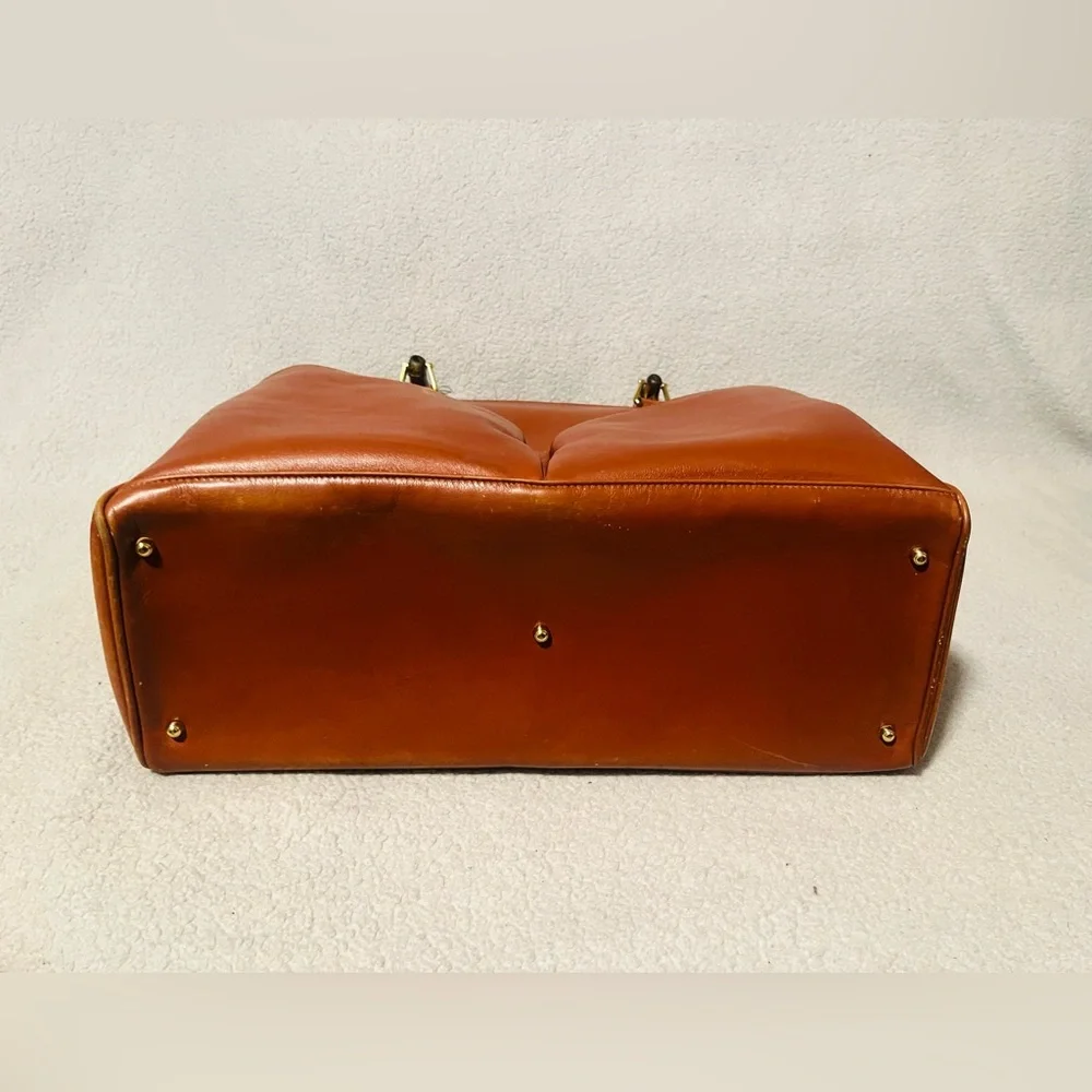 Gucci Bamboo Leather Tote/ Handbag - Picture 15 of 16